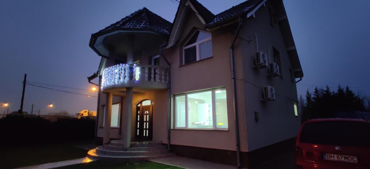 Casa Blanco Hotel Oradea Ngoại thất bức ảnh