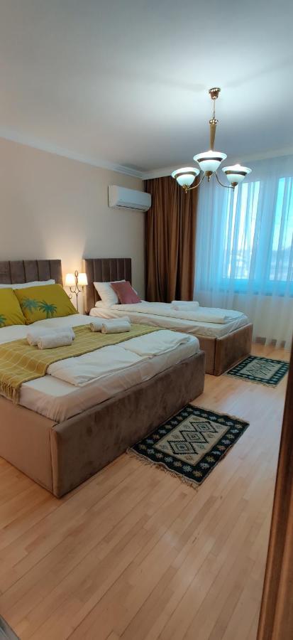 Casa Blanco Hotel Oradea Ngoại thất bức ảnh