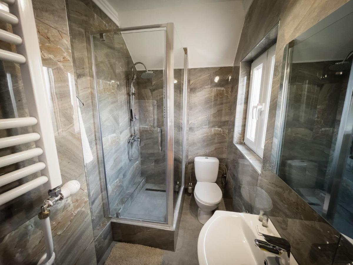 Casa Blanco Hotel Oradea Ngoại thất bức ảnh